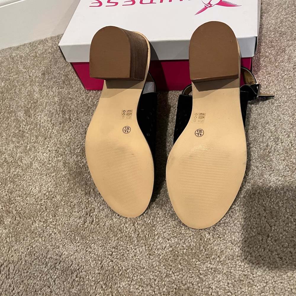 Women’s heels - Picture 4 of 5